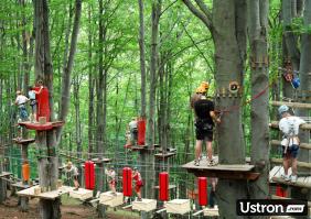 PARK LINOWY NA GÓRZE RÓWNICA